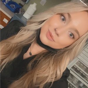 Meet your Posher, Kaydee